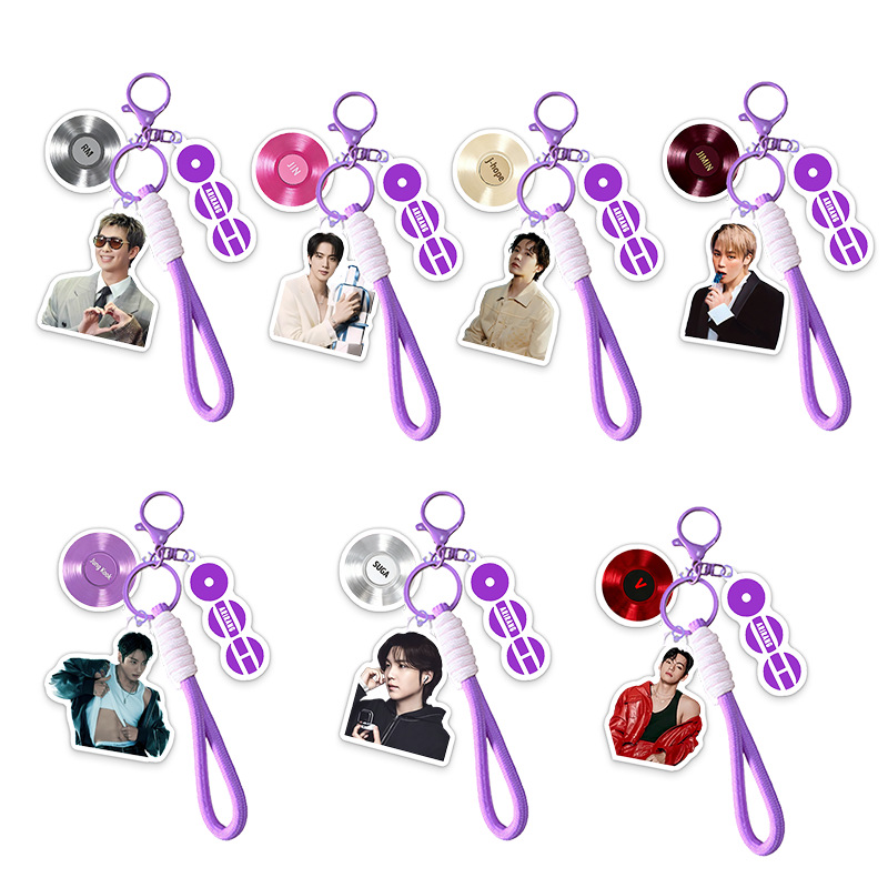 Kdna Store Arirang World Tour Keyring
