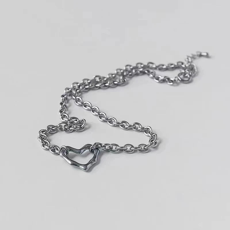 SKZ Lee know Heart Shape Necklace